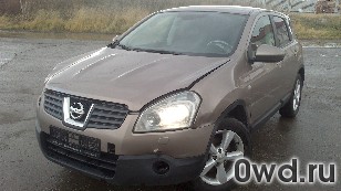 Битый автомобиль Nissan Qashqai